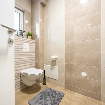 Ivan Appartement Makarska