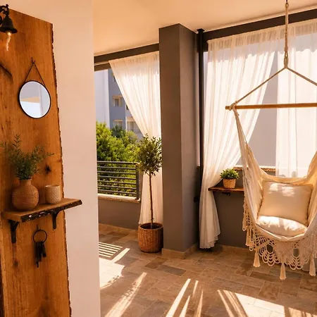 Johanan Apartment